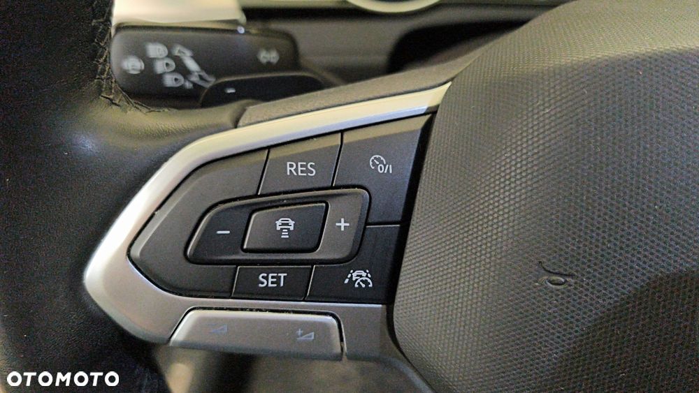 Volkswagen Passat 2.0 TSI Elegance DSG - 22