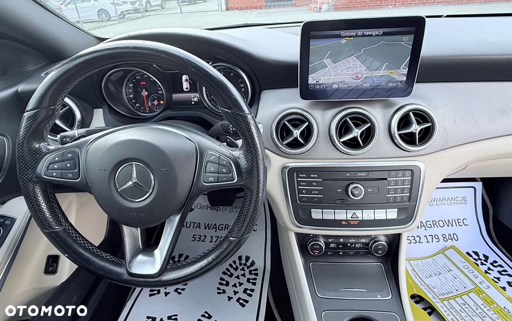 Mercedes-Benz CLA 250 7G-DCT AMG Line - 6