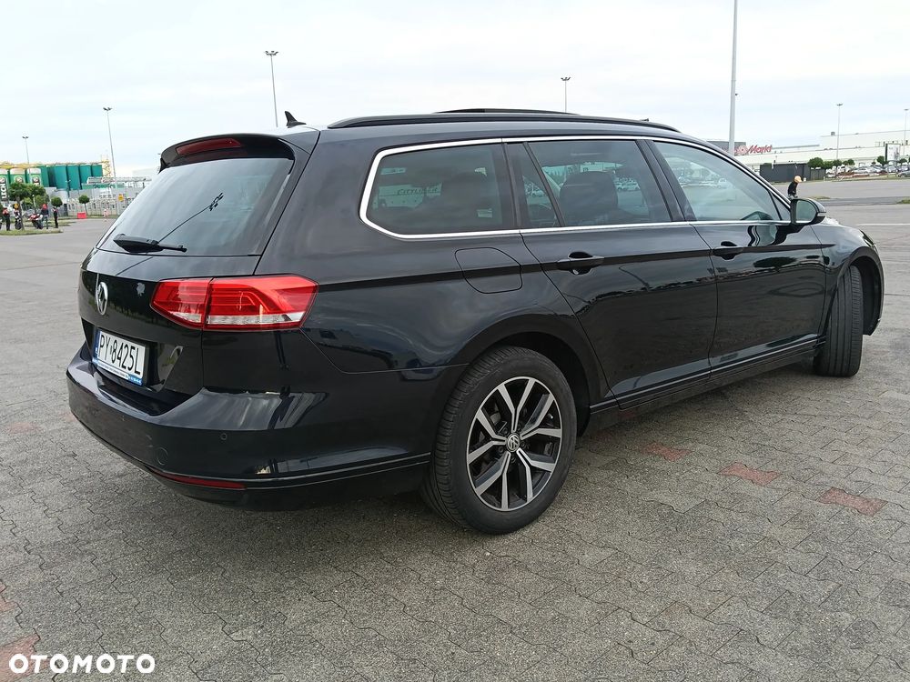 Volkswagen Passat 2.0 TDI (BlueMotion Technology) Comfortline - 3