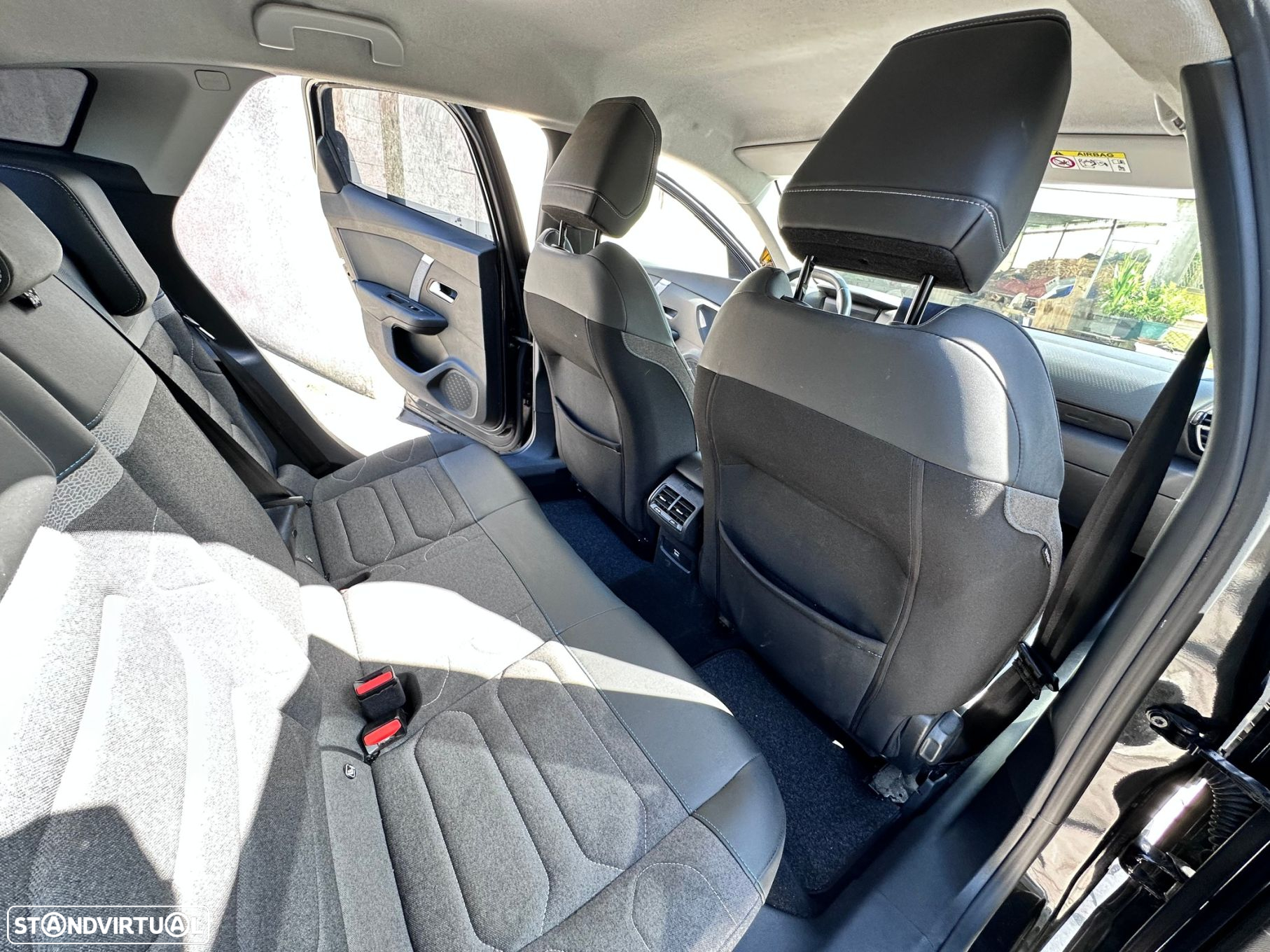 Citroën C4 1.2 PureTech Shine - 9