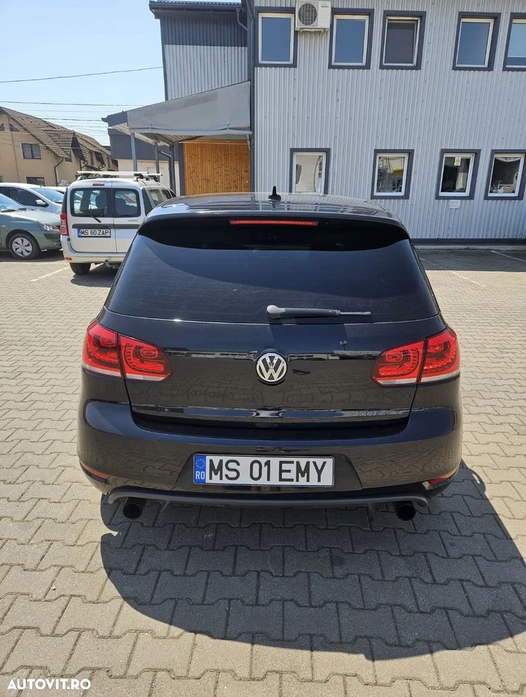 Volkswagen Golf 2.0 TSI GTI - 5