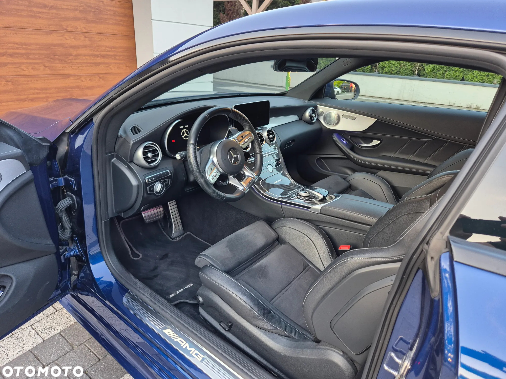 Mercedes-Benz Klasa C 63 AMG 9G-TRONIC - 30