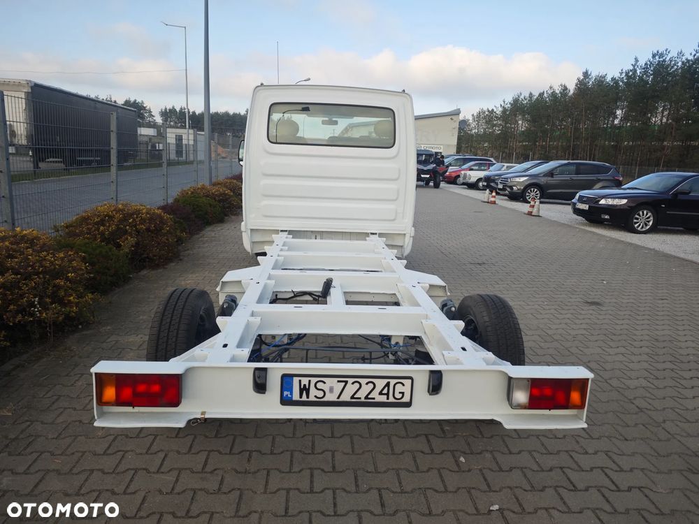 Nissan INTERSTAR - 22