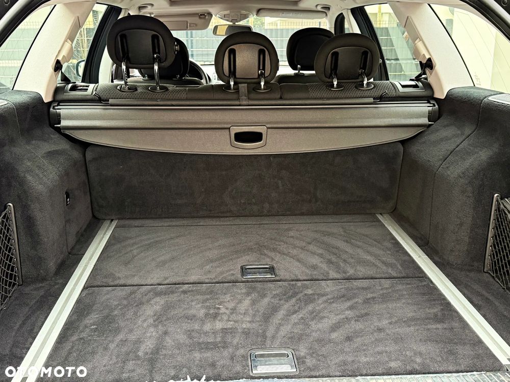 Mercedes-Benz Klasa E - 31