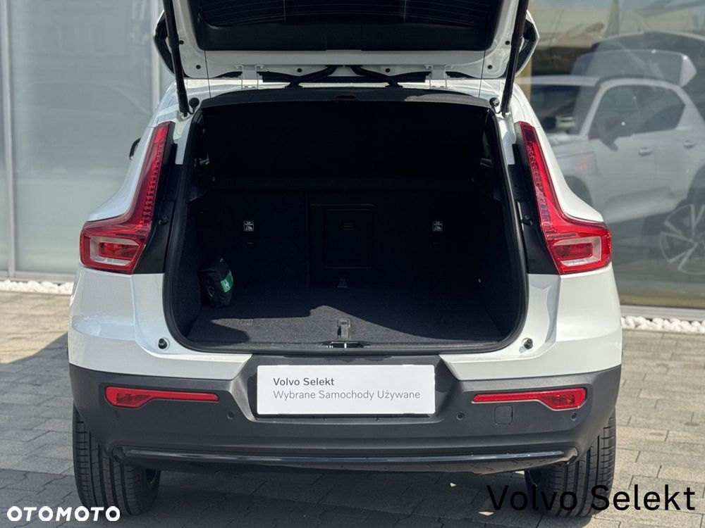 Volvo XC 40 - 30