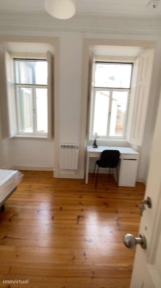 Quarto - localizado em Alcântara Lisbon - Grande imagem: 5/19