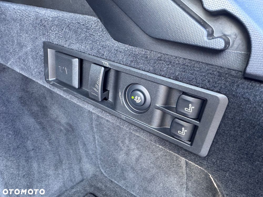 BMW Seria 3 320d xDrive M Sport sport - 14