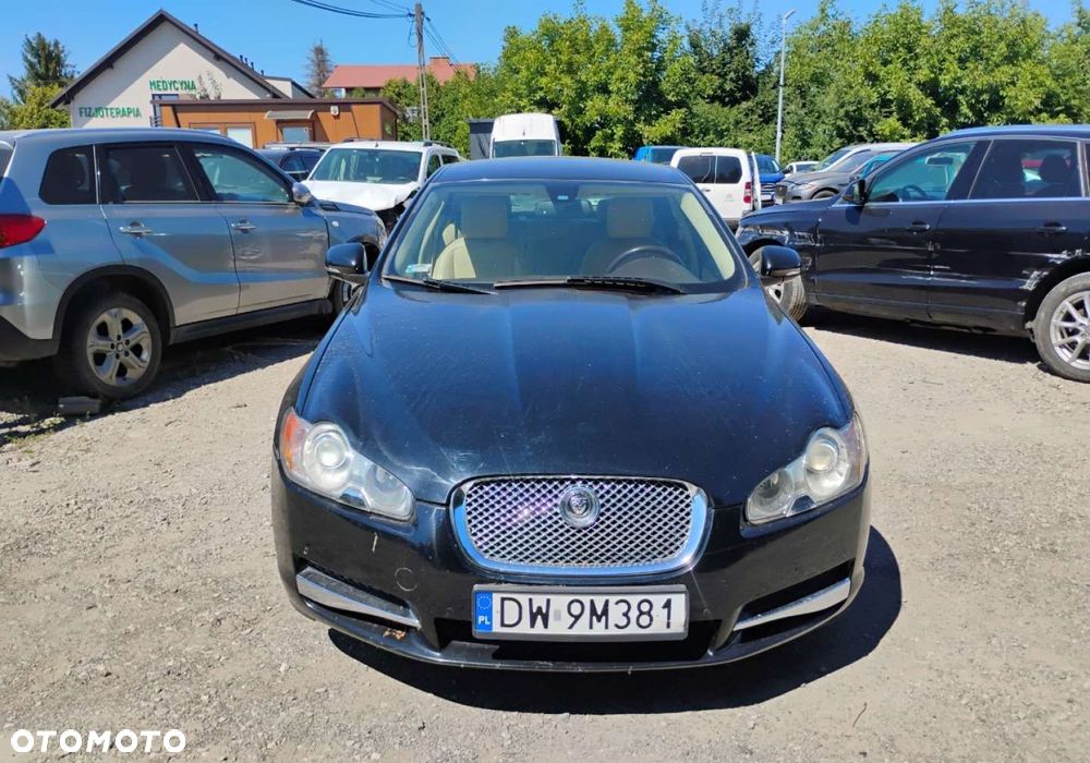 Jaguar XF - 22