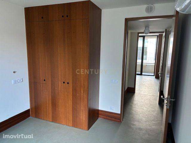 Apartamento T1 com lugar de garagem – Edificio Pharmacia – Cedofeita - Grande imagem: 5/24