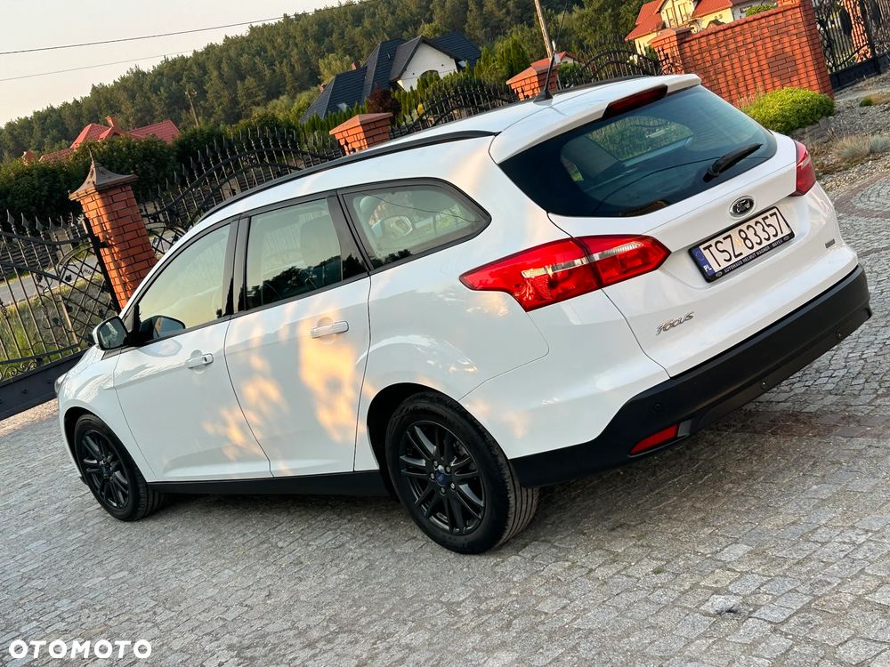Ford Focus - 13