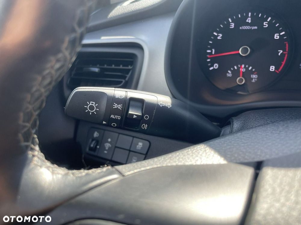Kia Stonic - 20