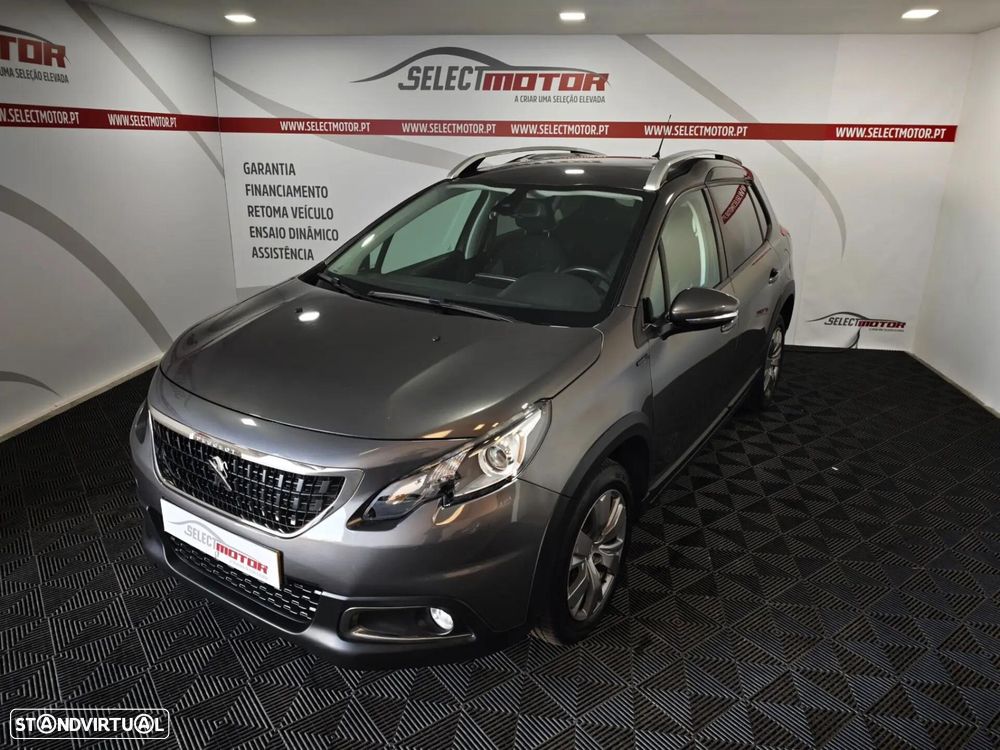 Peugeot 2008 1.2 PureTech Signature - 3