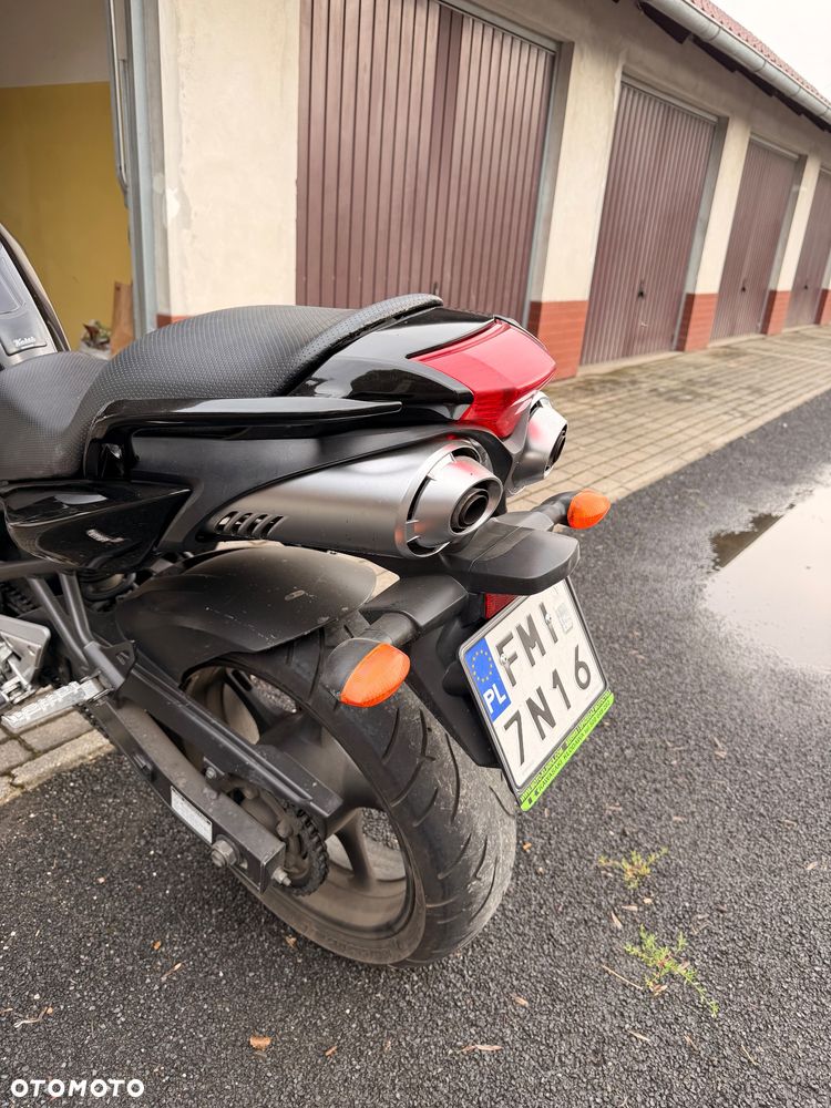 Yamaha FZ6 - 5