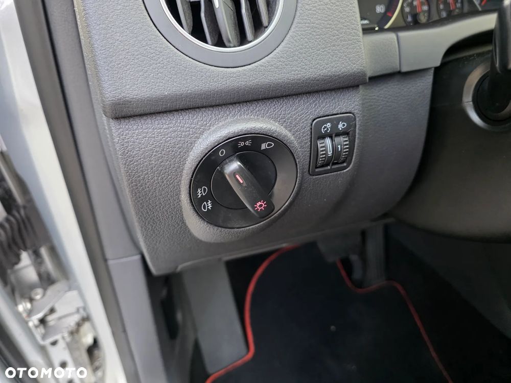 Volkswagen Golf Plus 1.6 Automatik Goal - 19