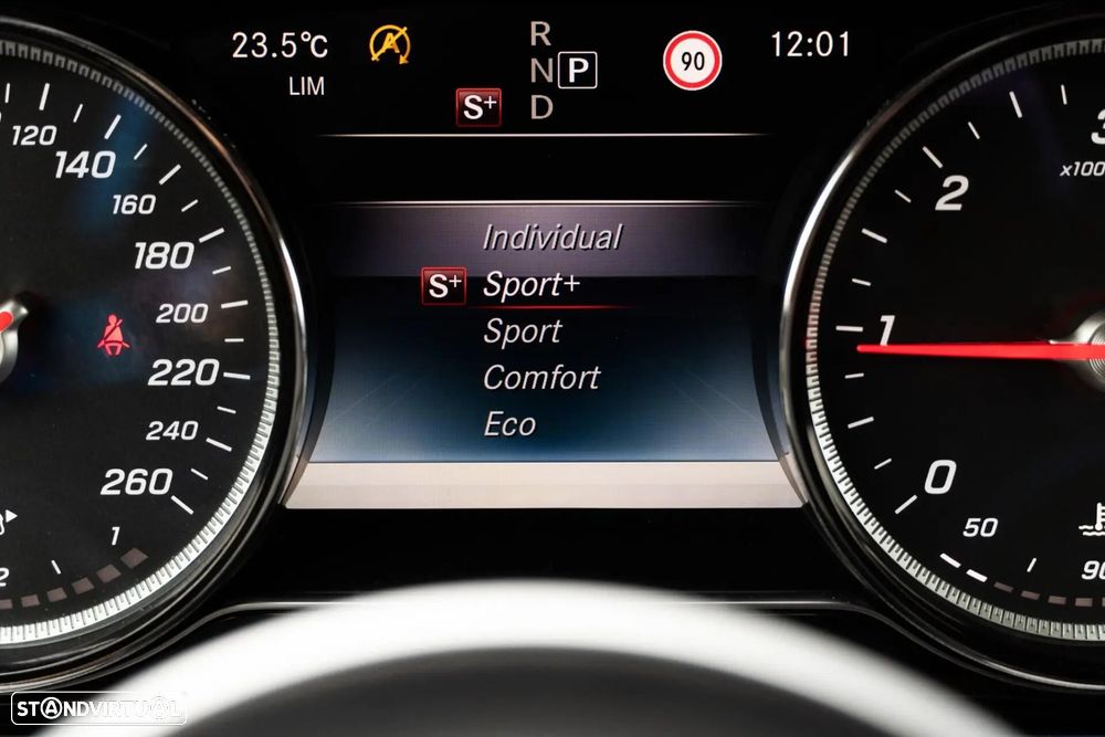 Mercedes-Benz E 220 - 15