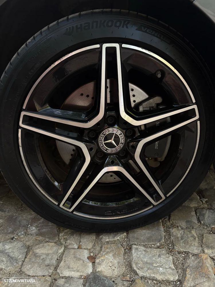 Mercedes-Benz A 250 e AMG Line - 12