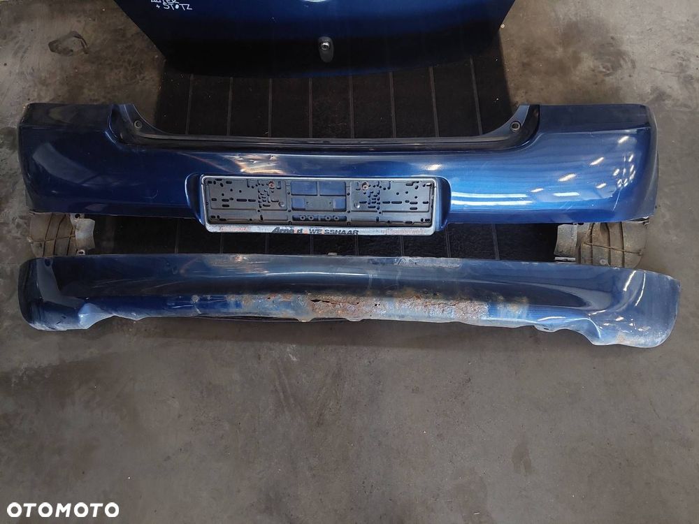 KOMPLETNY TYŁ KLAPA BAGAŻNIKA ZDERZAK TYŁ LAMPY TOYOTA YARIS I 8P4 - 4