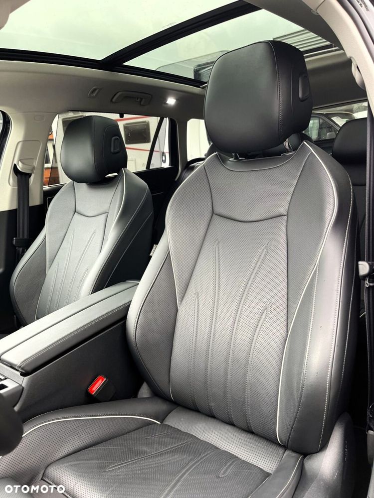 Volkswagen Passat Variant 1.5 TSI ACT mHEV Elegance DSG - 13
