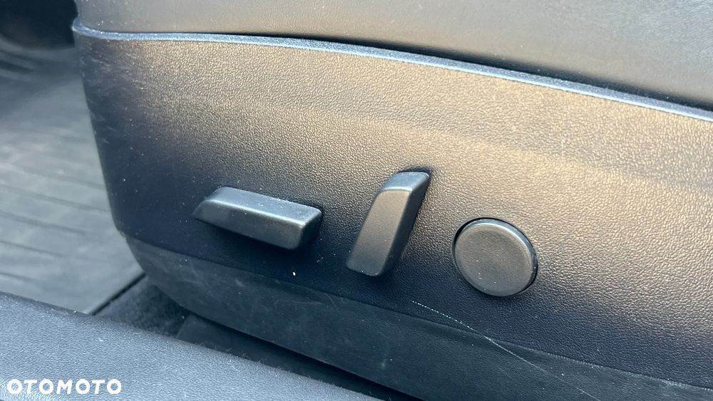 Tesla Model 3 Langstreckenbatterie Allradantrieb Dual Motor Performance - 15