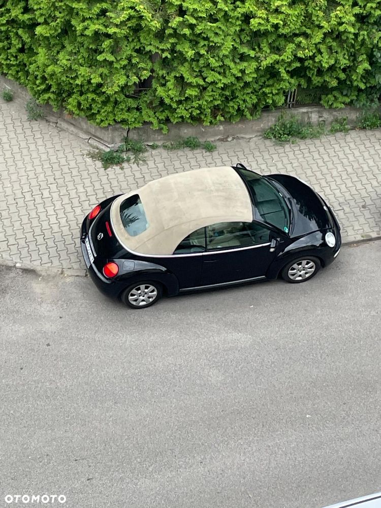 Volkswagen New Beetle - 7