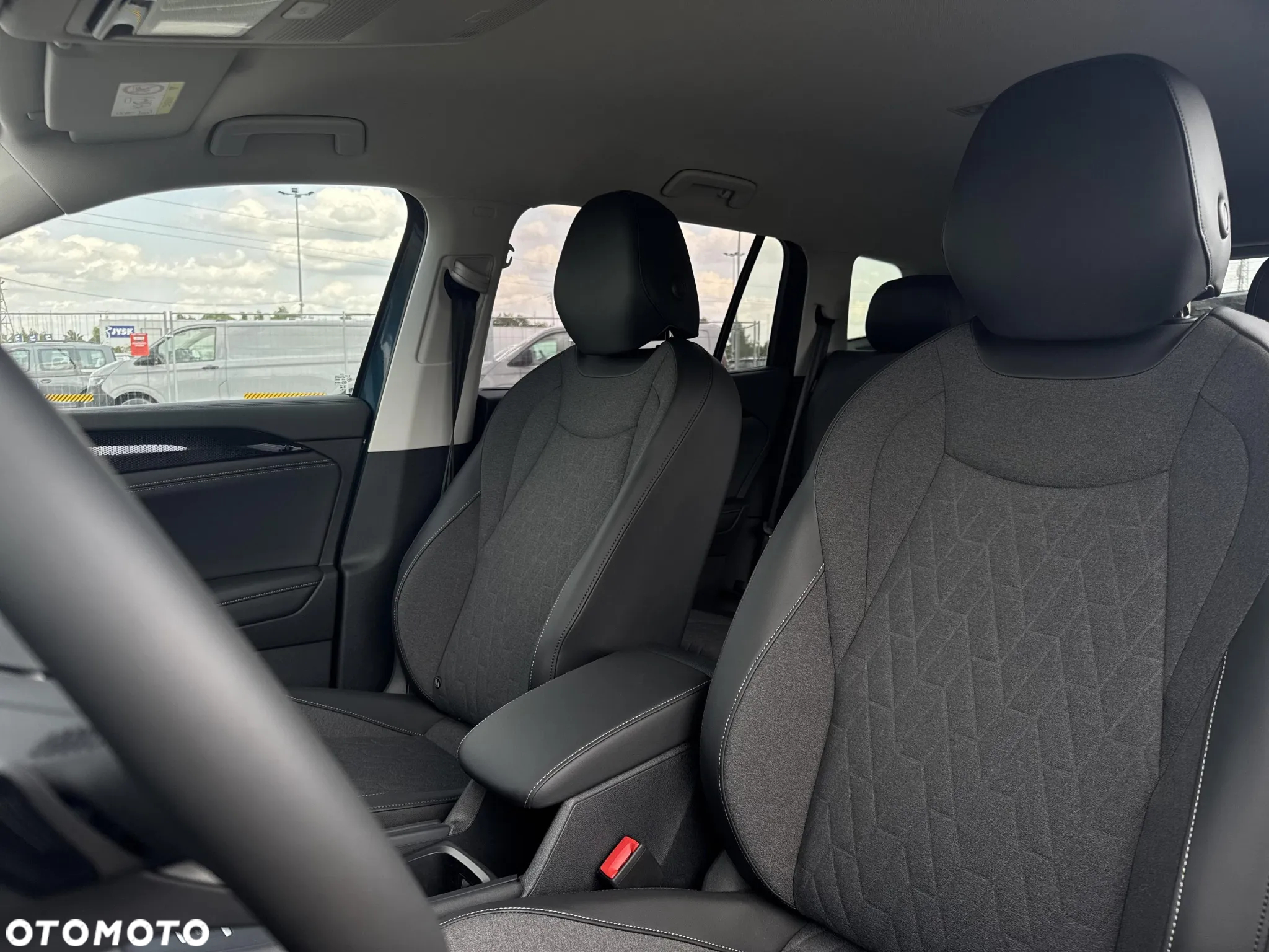 Volkswagen Tayron 1.5 TSI eHybrid PHEV Elegance DSG - 11