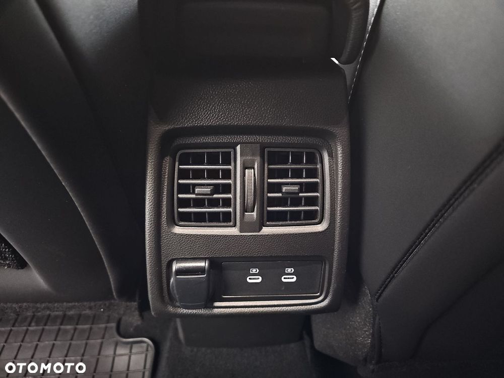 Renault Captur 1.0 TCe Techno - 27