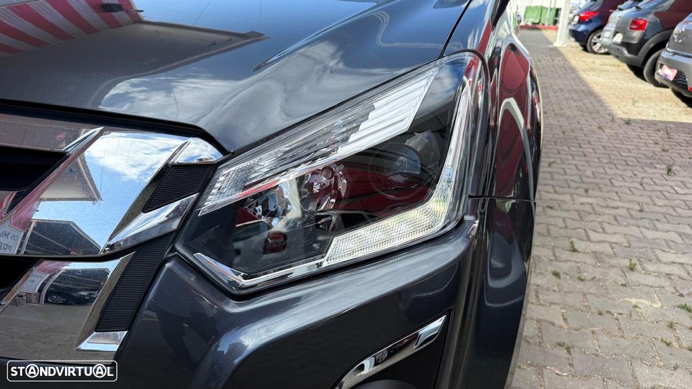 Isuzu D-Max 1.9 Ddi CD 4WD LS CM Aut. - 13