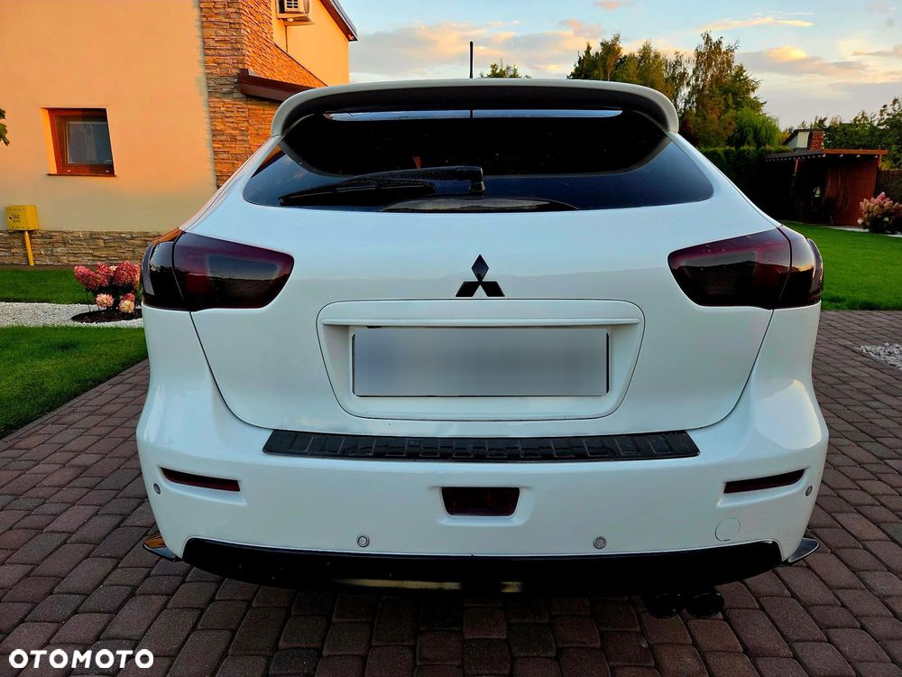 Mitsubishi Lancer - 9