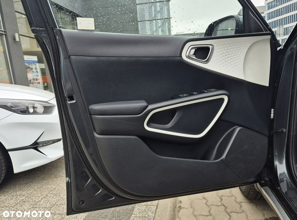 Kia Soul 64kWh M - 12