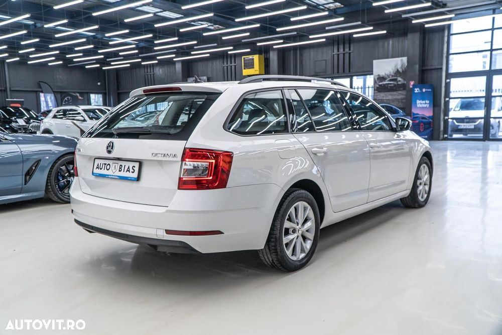 Skoda Octavia Combi 1.0 TSI DSG Style - 8