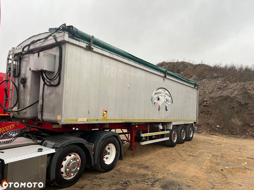 Mercedes Benz 3STT 63P3 - 4