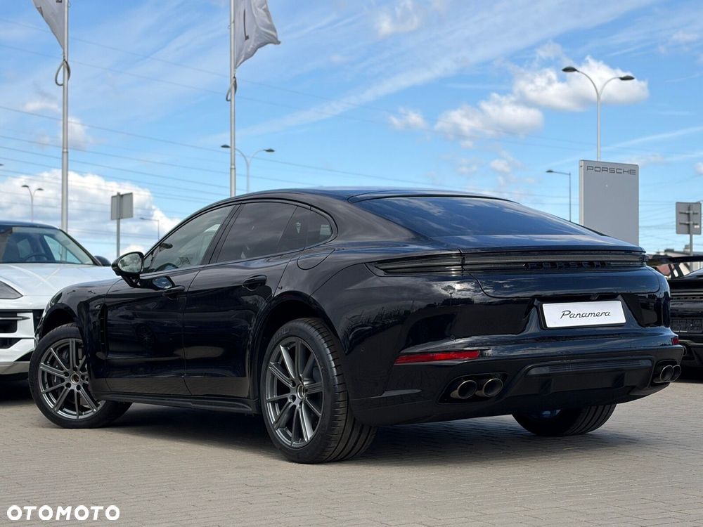 Porsche Panamera - 5