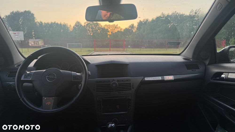 Opel Astra 2.0 Turbo Cosmo - 16