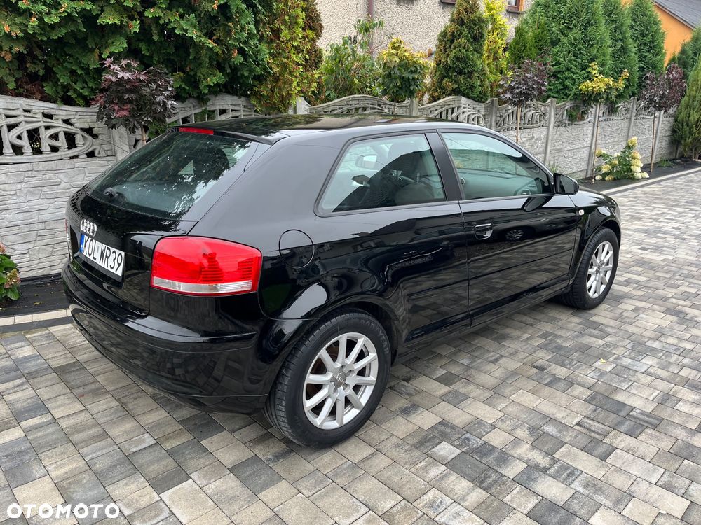 Audi A3 1.6 Ambiente - 10