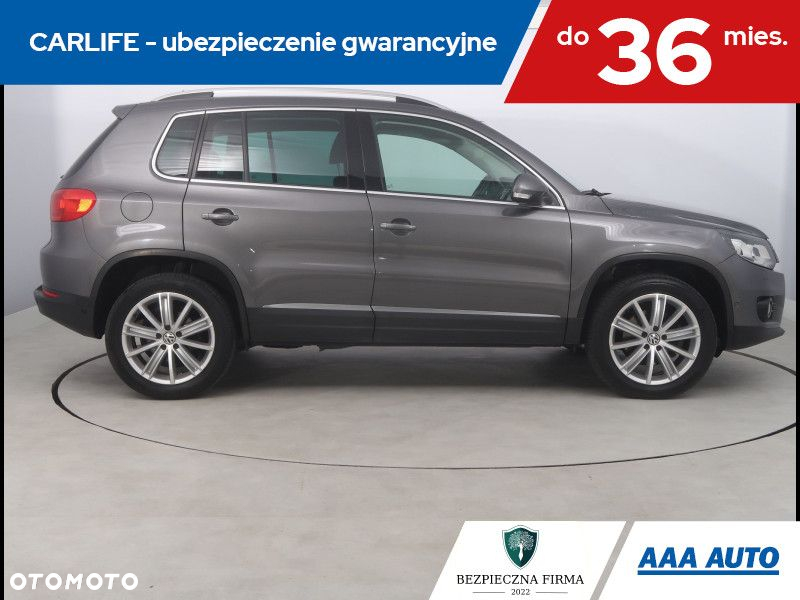 Volkswagen Tiguan - 7