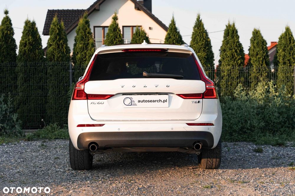 Volvo XC 60 T6 AWD Momentum - 6