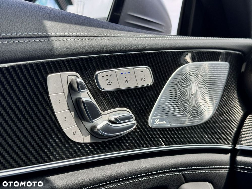 Mercedes-Benz AMG GT 63 S 4Matic+ Speedshift MCT 9G - 21