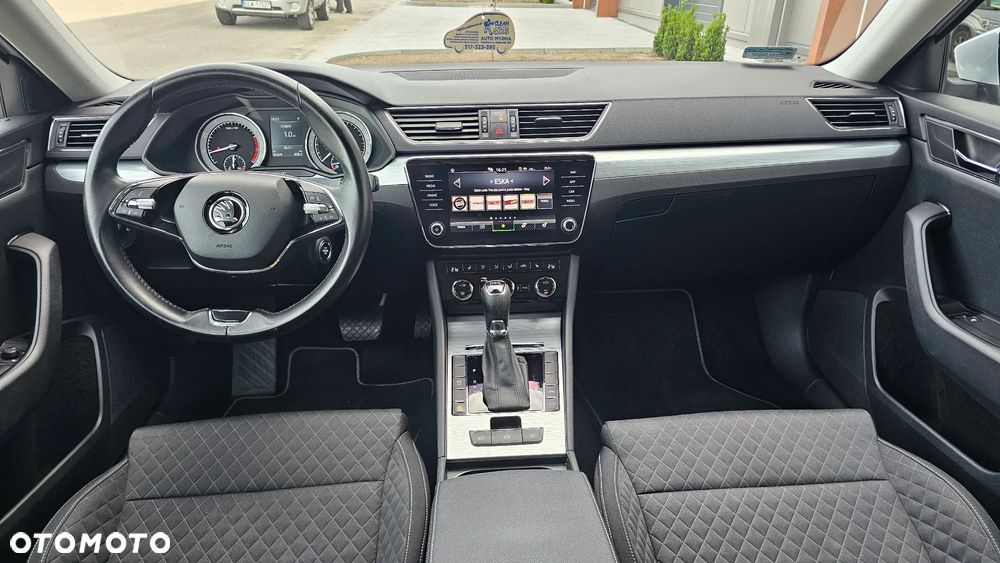 Skoda Superb 2.0 TSI Ambition DSG - 7