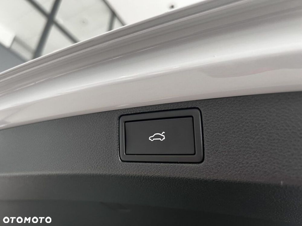 Skoda Scala 1.5 TSI Monte Carlo - 30