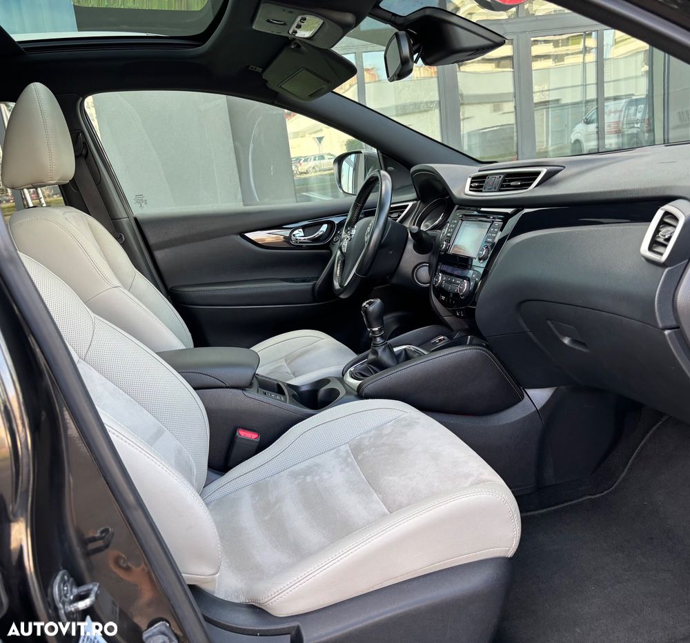 Nissan Qashqai 1.2 DIG-T TEKNA+ - 17