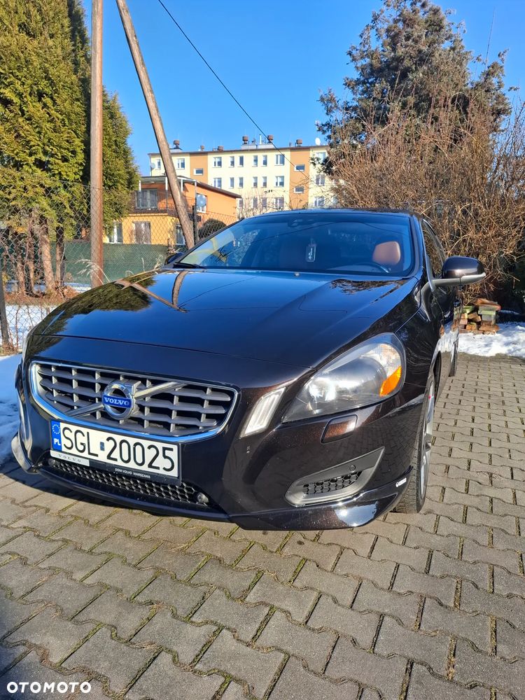 Volvo S60 T6 AWD Momentum - 1