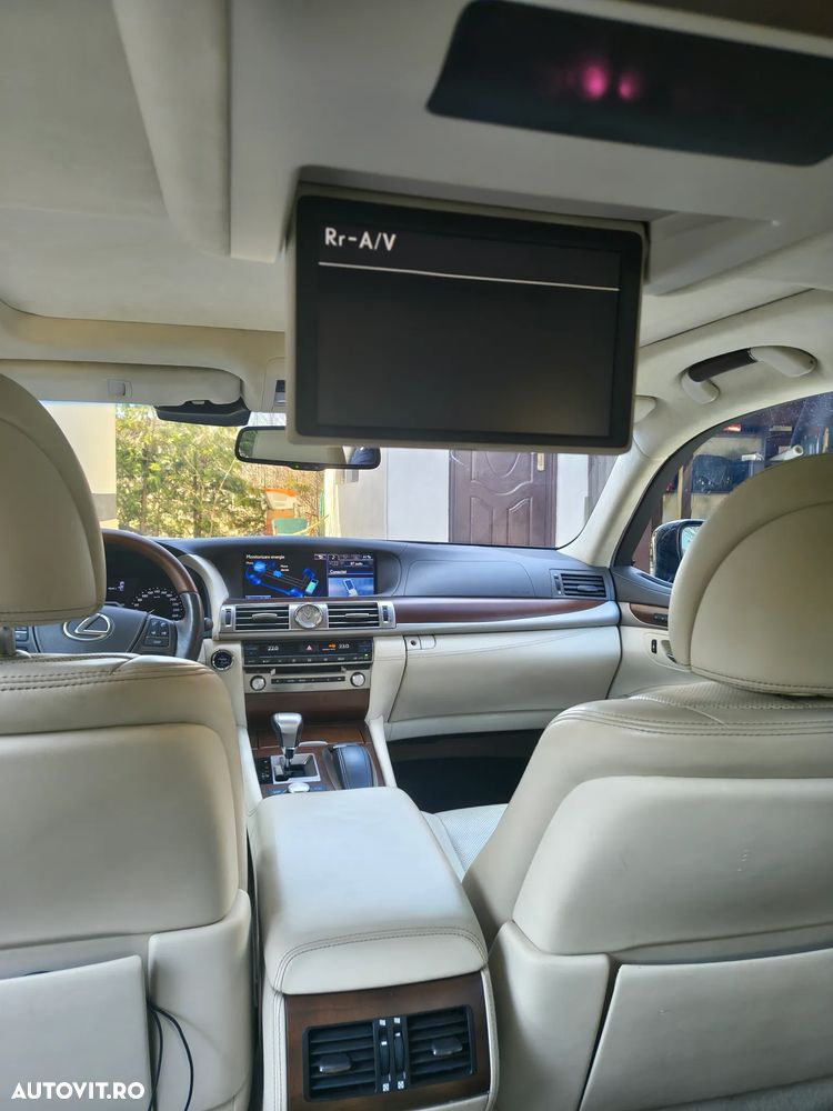 Lexus Seria LS 600h L - 3