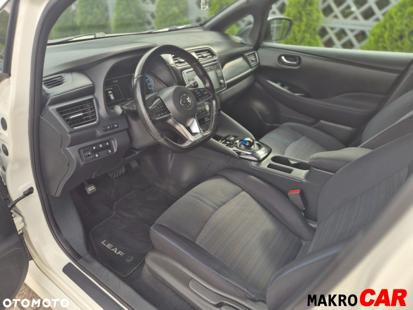 Nissan Leaf - 5