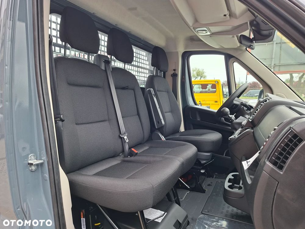 Fiat WYPRZEDAŻ!! SUPER CENA !!DUCATO SKRZYNIA L4 4,2m długa, 140KM, Wzmocnione zawieszenie tylne, Hak, koło zapasowe, Kamera cofania - 23