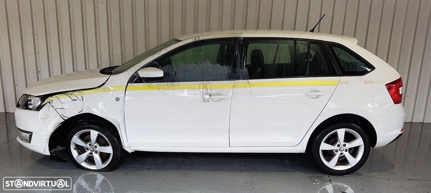 Skoda Rapid SE Tech 1.2 TSI de 2015 disponível para peças - 5