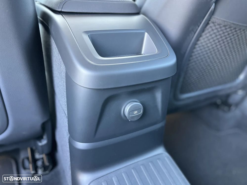 Volvo XC 60 2.0 T6 PHEV Plus Dark AWD - 19