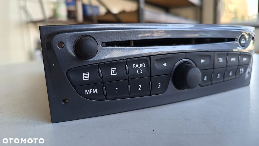 Radio Renault Clio III LIFT gratis Kod 281155473R 7641111391 - 2