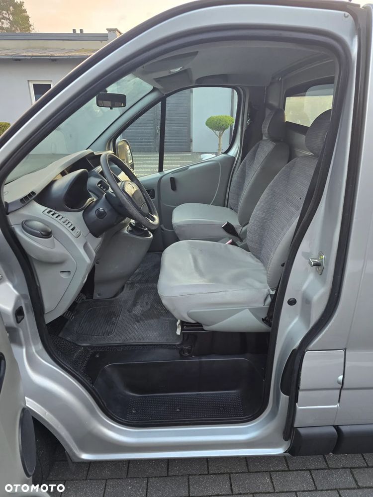 Renault Trafic - 9