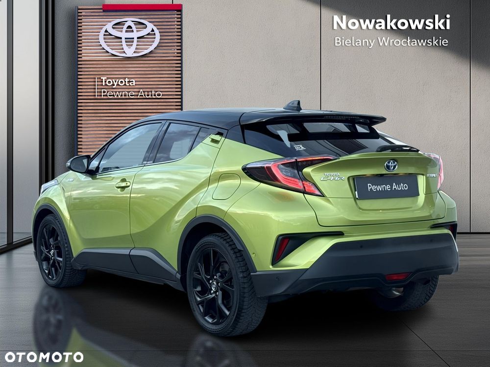 Toyota C-HR 1.8 Hybrid Neon Lime powered by JBL - 2