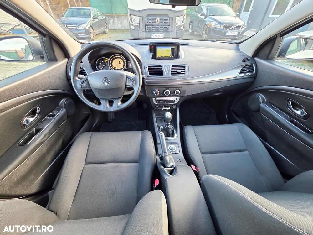 Renault Megane dCi 110 FAP Paris Business - 5